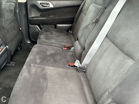 Used 2015 Nissan Pathfinder S image 22