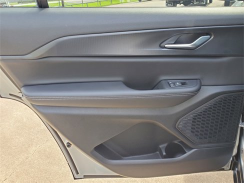 New 2025 Jeep Grand Cherokee L Altitude image 14
