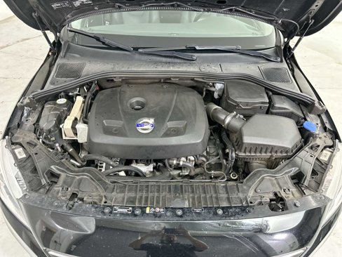 Used 2015 Volvo V60 T5 Premier image 18
