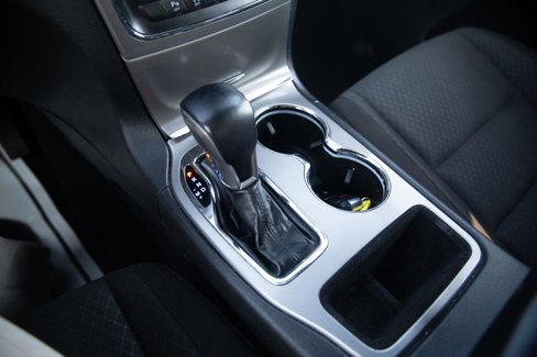 Used 2021 Jeep Grand Cherokee Laredo image 16