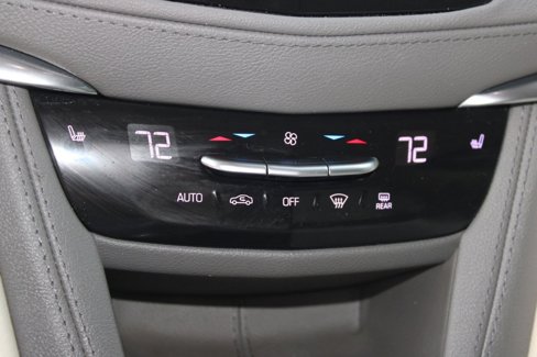 Used 2020 Cadillac XT5 Premium Luxury image 19
