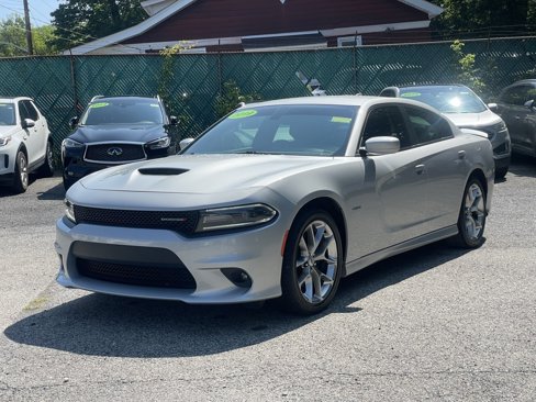 Used 2019 Dodge Charger R/T w/ Plus Group image 2