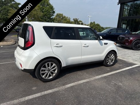Used 2018 Kia Soul + image 6