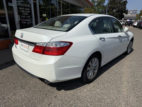 Used 2015 Honda Accord EX image 7
