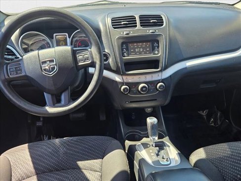 Used 2017 Dodge Journey SE image 15