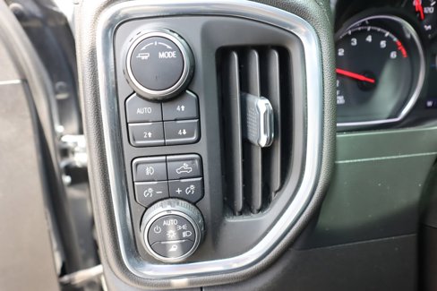 Used 2021 Chevrolet Silverado 1500 LT Trail Boss w/ Convenience Package II image 11