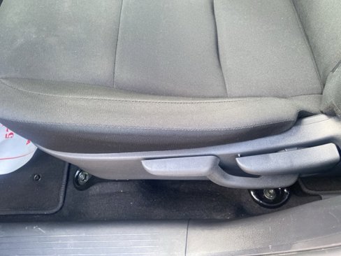 Used 2024 Nissan Kicks S image 18