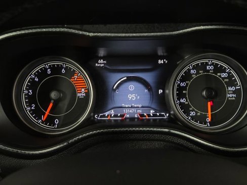 Used 2019 Jeep Cherokee Limited w/ Technology Group image 23