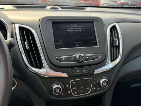Used 2022 Chevrolet Equinox LT image 27