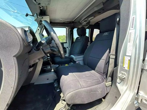 Used 2007 Jeep Wrangler Unlimited Sahara image 19