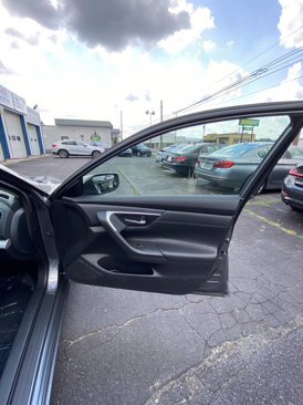 Used 2017 Nissan Altima 2.5 SR image 29