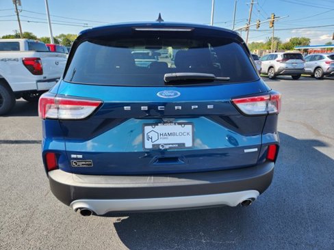 Used 2020 Ford Escape SE image 6