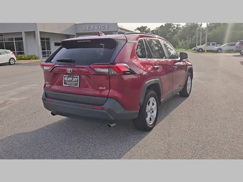 Used 2020 Toyota RAV4 XLE image 20