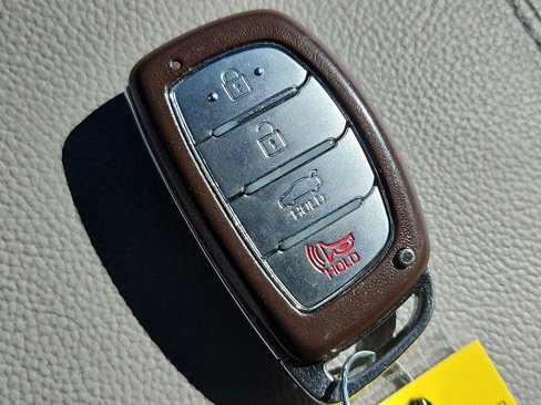 Used 2017 Hyundai Sonata Limited image 34