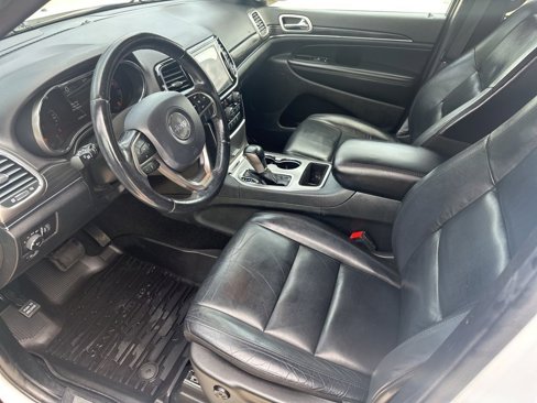 Used 2020 Jeep Grand Cherokee Limited image 15
