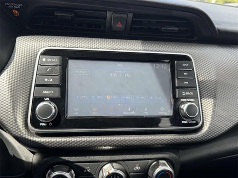 Used 2019 Nissan Kicks S image 27