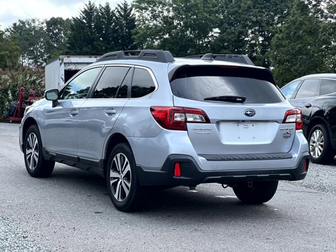 Used 2018 Subaru Outback 2.5i Limited image 5
