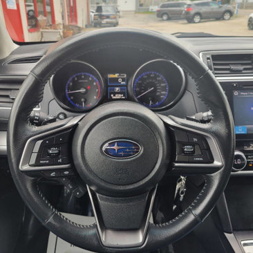 Used 2018 Subaru Outback 2.5i Premium image 16