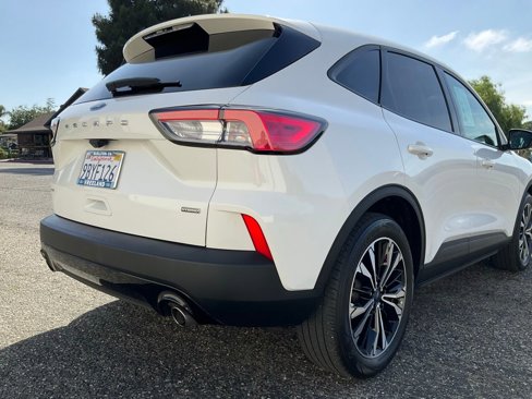 Certified 2022 Ford Escape SE w/ SE Sport Appearance Package image 80
