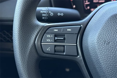 Certified 2023 Honda Accord EX image 22