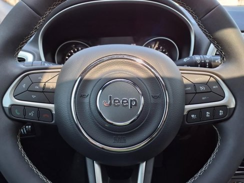 Used 2021 Jeep Compass Latitude w/ Sun and Sound Group image 19