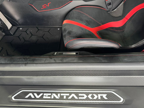 Used 2016 Lamborghini Aventador LP 750-4 Superveloce image 38