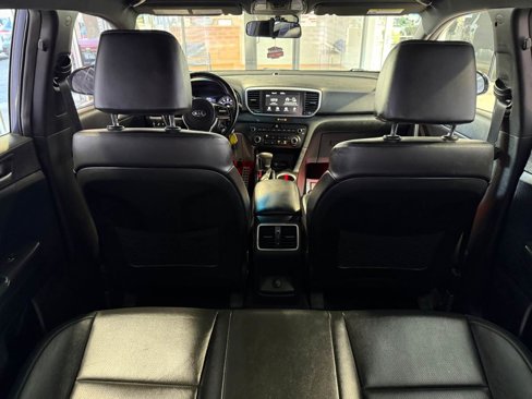 Used 2020 Kia Sportage S image 28