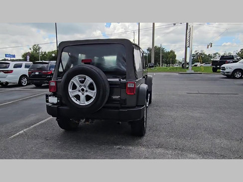 Used 2014 Jeep Wrangler Unlimited Sport image 31