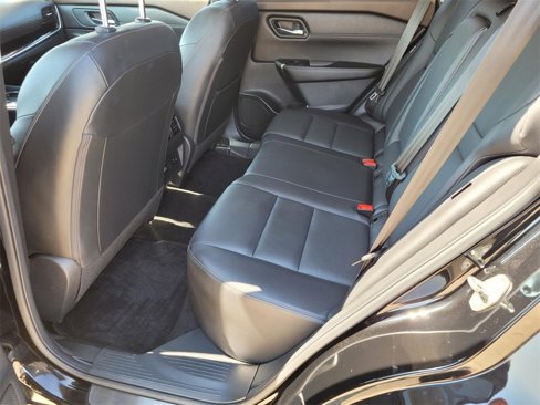 Used 2023 Nissan Rogue SL w/ SL Premium Package image 10