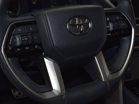 Used 2022 Toyota Tundra Limited image 17