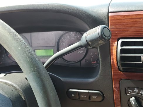 Used 2007 Ford F350 Lariat image 16