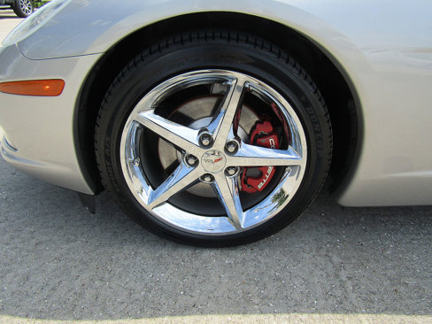 Used 2005 Chevrolet Corvette Coupe w/ Preferred Equipment Group image 22