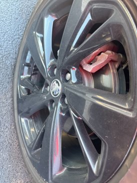 Used 2022 Buick Envision Essence w/ Sport Touring Package image 6