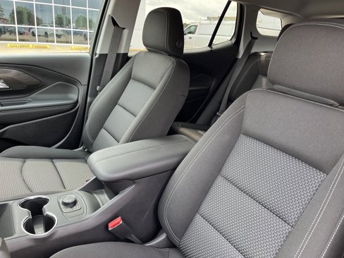 New 2024 GMC Terrain SLE w/ Elevation Edition image 10