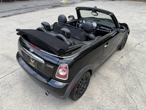 Used 2014 MINI Cooper Convertible image 6