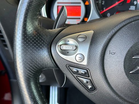 Used 2009 Nissan 370Z Touring image 9