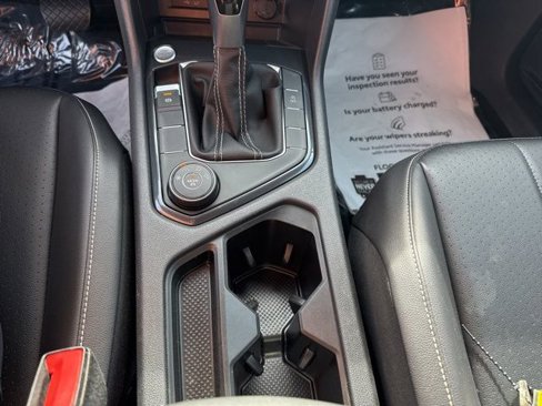 Certified 2022 Volkswagen Tiguan SE image 19