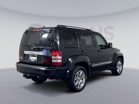 Used 2012 Jeep Liberty Sport image 7