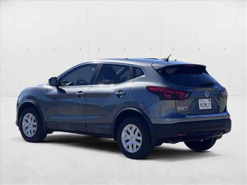 Used 2017 Nissan Rogue Sport S image 7