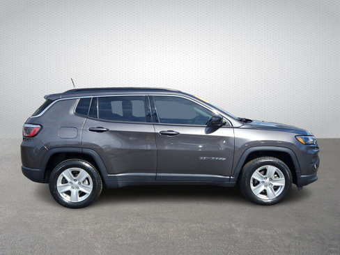 Certified 2022 Jeep Compass Latitude image 7