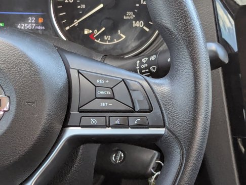 Used 2020 Nissan Rogue S image 18