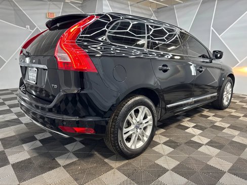 Used 2016 Volvo XC60 T5 image 10