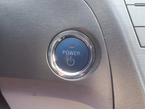 Used 2015 Toyota Prius Four image 22
