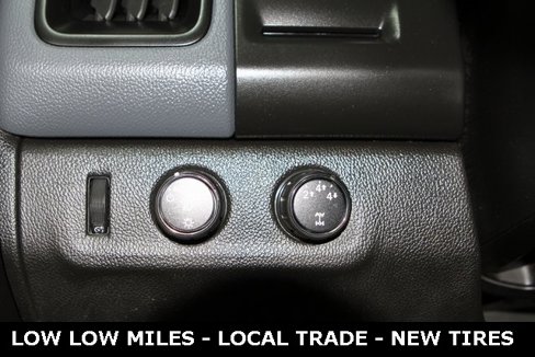 Used 2015 Chevrolet Colorado Z71 w/ Trail Boss Edition image 16