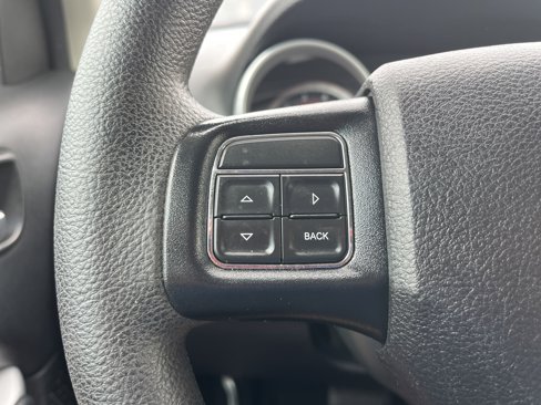 Used 2018 Dodge Journey SE w/ Blacktop Package image 17