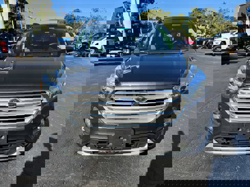 Used 2018 Ford Escape SE image 2