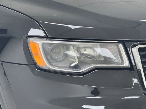 Used 2018 Jeep Grand Cherokee Limited image 35