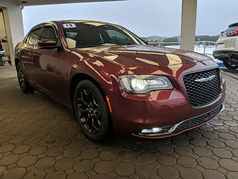 Used 2019 Chrysler 300 S w/ Safetytec Plus Group image 3
