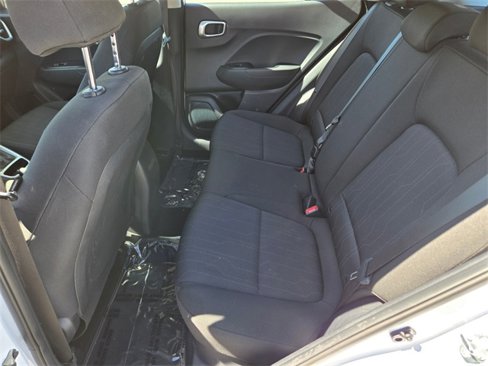 Used 2024 Hyundai Venue SE image 14