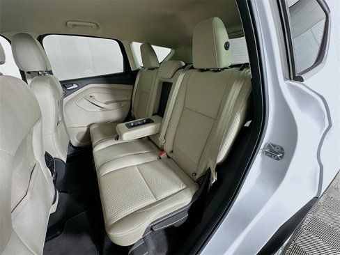 Used 2017 Ford Escape SE w/ Equipment Group 201A image 22